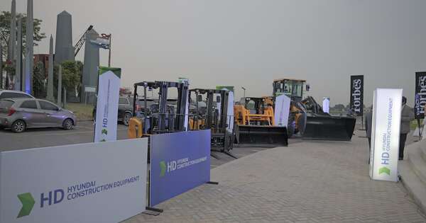 La Nación / Automotor y Hyundai Construction Equipment protagonizaron el “Forbes Campo Summit 2024″