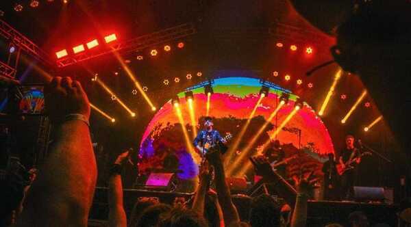 ¡La gente vibró al máximo en el Asu Rock Festival! - Unicanal