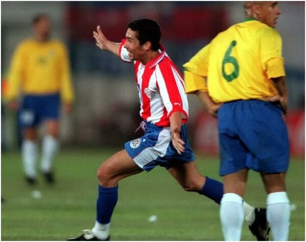 "Campitos" recordó su histórico golazo ante Brasil · Radio Monumental 1080 AM