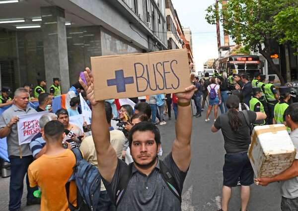 Opama lamenta fiasco del tren de cercanías y lo compara con el Metrobus - Economía - ABC Color