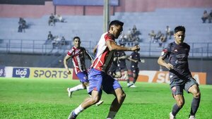 Carapeguá consigue un triunfo agónico y se instala en octavos