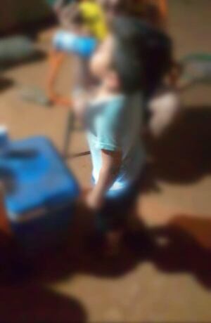 Imputado por dar cerveza a su hijo de tres años y encerrar a su pareja - Policiales - ABC Color