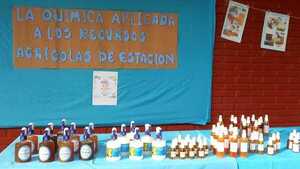 Estudiantes presentan innovadores productos en feria estudiantil en Ciudad del Este