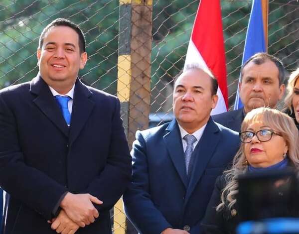 Dirigentes del PLRA judicializan y piden anular llamado a convención - Política - ABC Color