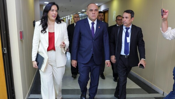 MOPC ratifica que se hará el tren de cercanías y culpa a Corea del fracaso