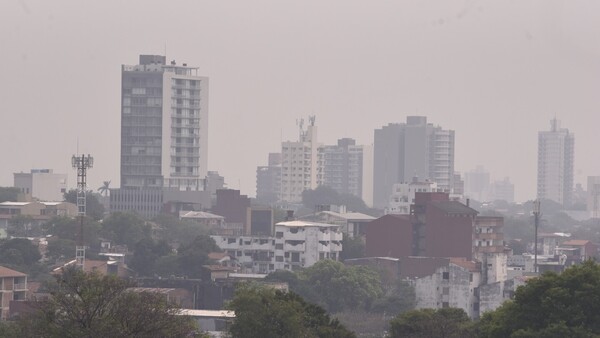 Lo que tenés que saber: Persiste la mala calidad del aire por el humo en gran parte del país