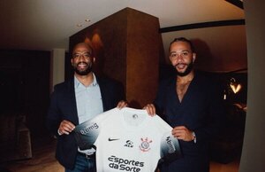 Versus / Corinthians rompe el mercado con el fichaje de Memphis Depay 