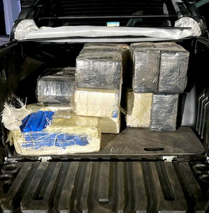 Atrapan en el Brasil a policías paraguayos que escoltaban carga de droga y contrabando - La Clave