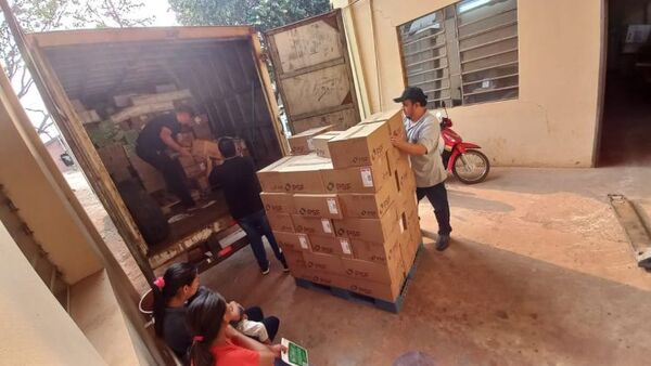 Llegada de medicamentos al Parque Sanitario Regional