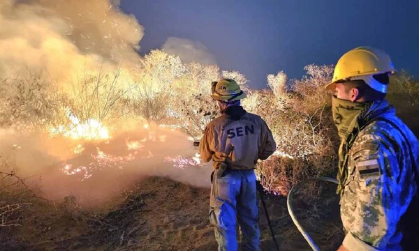 Voraz incendio en zona del Cerro Chovoreca ya consume más de 100.000 hectáreas – Prensa 5