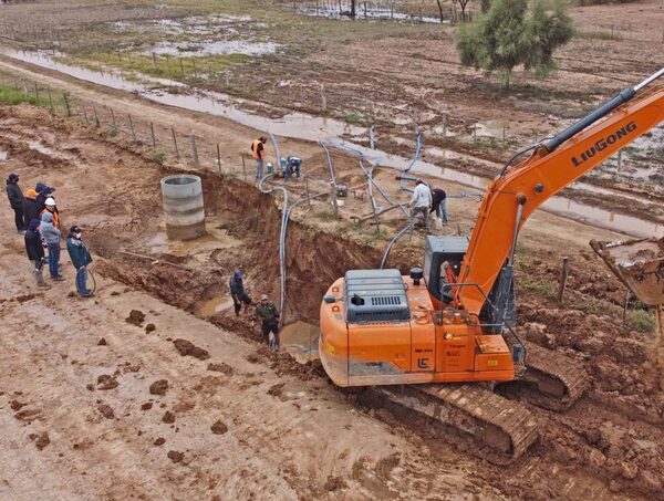 Ministra de Obras admite fallos en el acueducto del Chaco y habla de "soluciones temporales" · Radio Monumental 1080 AM
