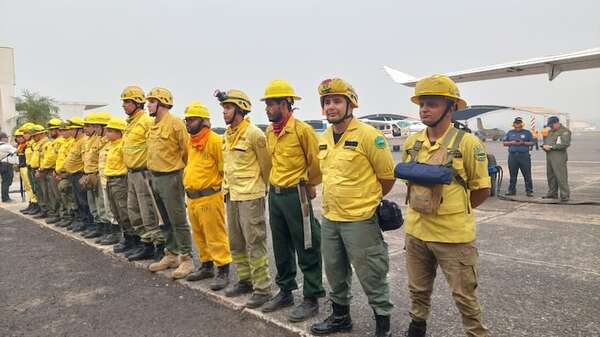 Incendios en el Chaco: suman 18 voluntarios al equipo que combate el fuego en Chovoreca - Nacionales - ABC Color