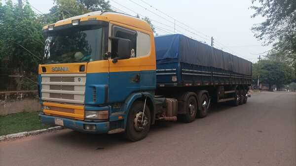 Recuperan camión denunciado como robado en Gral. Morínigo y abandonado en San José - Noticiero Paraguay