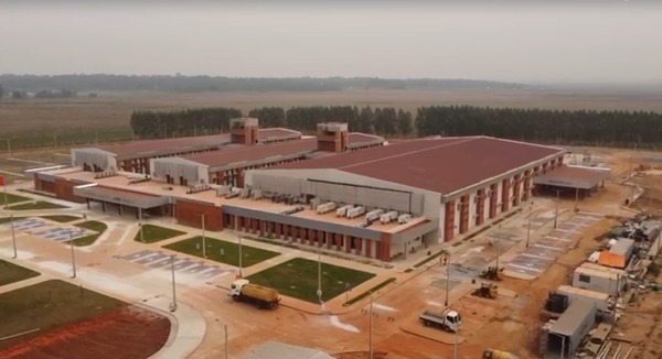 Gran Hospital de Coronel Oviedo a pasos de su inauguración - Noticiero Paraguay