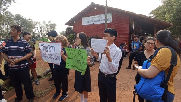 Tras protestas, esperan auditoría en la Escuela Moisés Bertoni de Presidente Franco