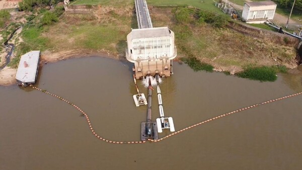 Essap aplica plan de contingencia ante histórica bajante del río Paraguay