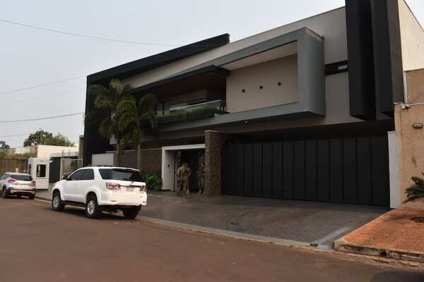 AUDIO: Fiscalía inspecciona vivienda de hijo de “Lalo” Gomes - A La Gran 7-30 - ABC Color