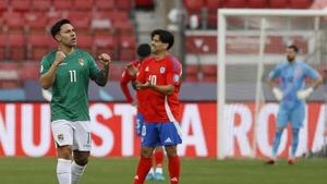 Bolivia da un golpazo y supera a Chile