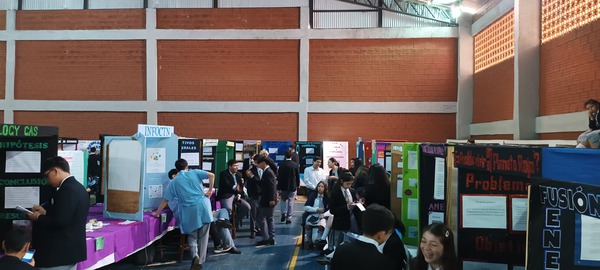 Arrancó la "EXPOCIENTEC 2024" en el Colegio Técnico Nacional de Encarnación