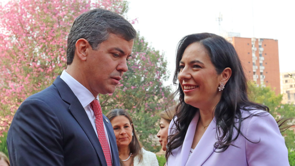 Peña nombra a Claudia Centurión como reemplazo de Lea Giménez en el Consejo de Itaipú