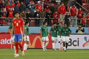 Bolivia hunde a Chile y consigue su primer triunfo por eliminatorias en Santiago - Fútbol - ABC Color