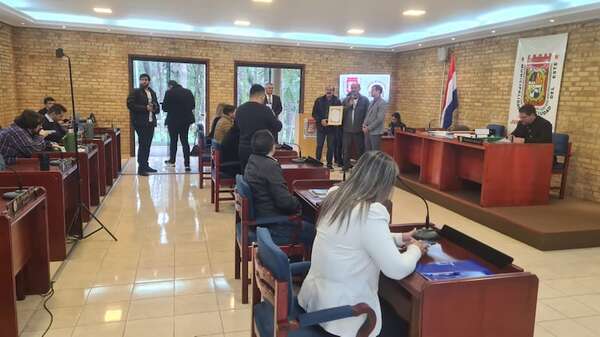 Amplían presupuesto municipal a G. 380.697 millones en Ciudad del Este - ABC en el Este - ABC Color