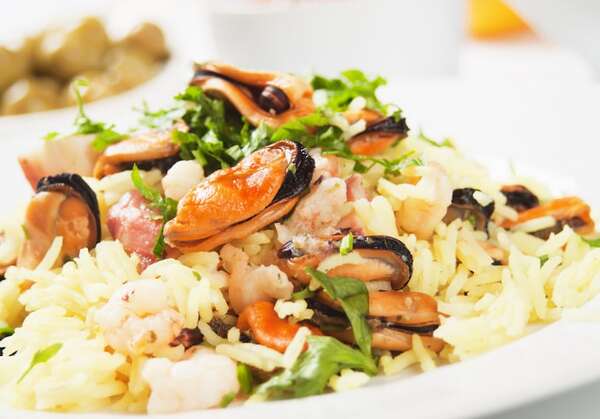 Ensalada de arroz con mejillones, una entrada fácil y sabrosa - Gastronomía - ABC Color