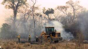 Más de cien personas atendidas en hospitales por incendio en el Chaco   - Nacionales - ABC Color