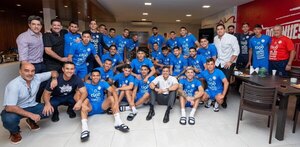 Versus / El mensaje de Santiago Peña por el triunfo frente a Brasil: "Volvemos a soñar"