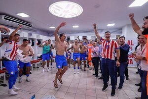 Versus / El mensaje de Santiago Peña por el triunfo frente a Brasil: "Volvemos a soñar"