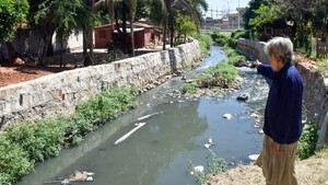 Urgen elevar muro y colocar barandas en el arroyo Yvyra’i
