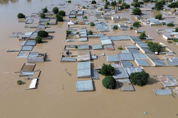 Graves inundaciones golpean a más de 239.000 personas en Nigeria - Mundo - ABC Color