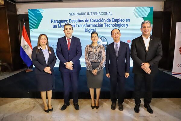 Paraguay busca aprovechar la transformación tecnológica para dar un salto en la calidad del empleo - .::Agencia IP::.