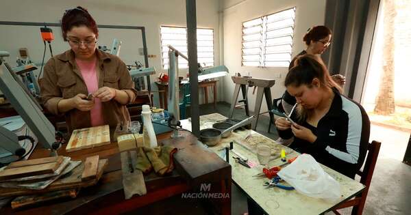 La Nación / Filigrana: 300 orfebres se dedican a esta técnica milenaria y requieren de mayor impulso