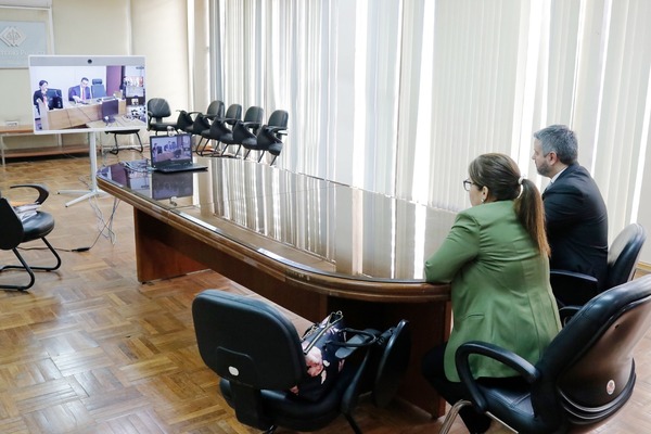 Paraguay y Brasil realizan diligencias cooperativas en el caso de la joven asesinada en la Agrupación Especializada