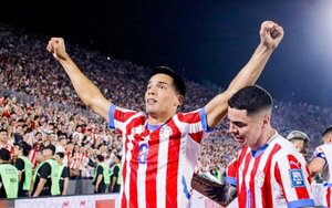 La Albirroja revive tras tumbar a Brasil •