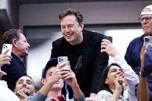 Elon Musk a Taylor Swift: “Te daré un hijo y cuidaré de tus gatos con mi vida” - Gente - ABC Color