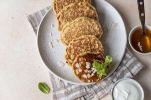 Elevá tu desayuno con estos panqueques de avena y queso - Gastronomía - ABC Color