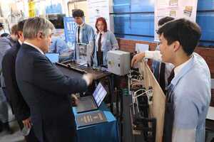 El futuro de la tecnología en Paraguay: estudiantes del CTN exponen innovadores proyectos - .::Agencia IP::.