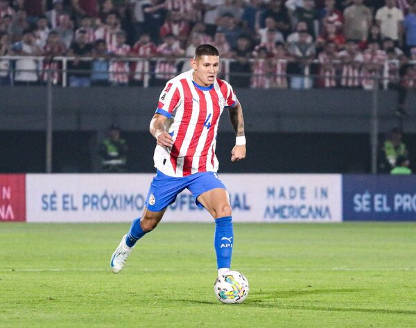 Juan Cáceres, la grata sorpresa que anuló a Vinicius Júnior · Radio Monumental 1080 AM