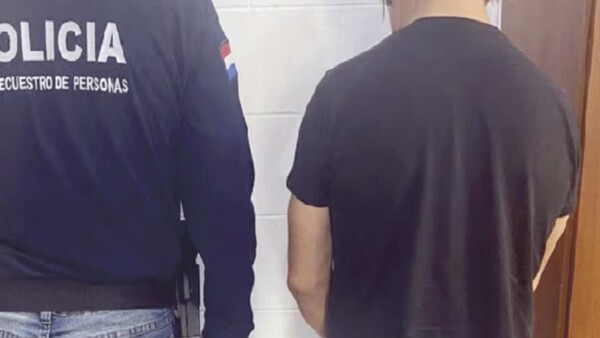 Acusado de extorsión dice que el otro era su pareja, había sido