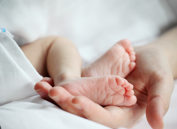Niña de un año se intoxicó con cocaína y su padre fue detenido