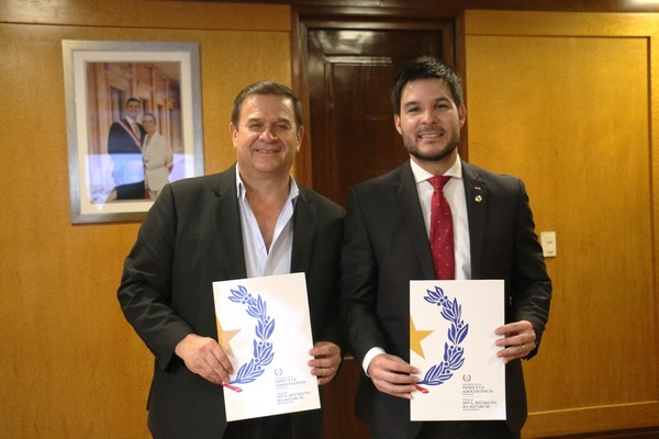 MINNA y Municipalidad de Lambaré renuevan su compromiso para el Programa Abrazo