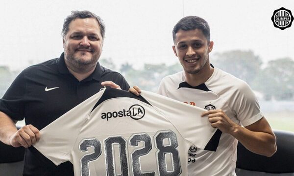 El pelotero Alex Franco extendió su contrato con Olimpia hasta el 2028