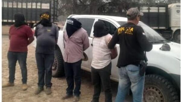 Detienen a personas por supuesto abigeato y recuperan animales en Fuerte Olimpo