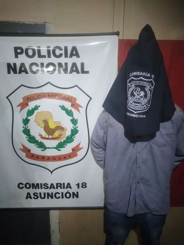 Joven detenido por intento de asalto a local de cobranzas en el barrio Silvio Pettirossi - Policiales - ABC Color
