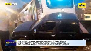 Encarnación: Un tren se llevó por delante una camioneta - ABC Noticias - ABC Color