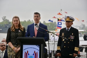 Yate presidencial es trasformado en buque hospital para atender la salud de comunidades ribereñas - .::Agencia IP::.