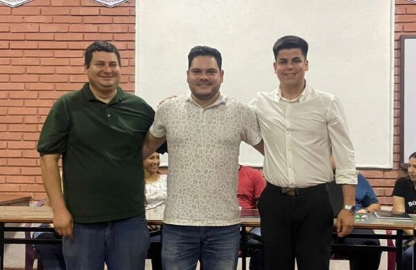 Asumen nuevas autoridades de la Federación Universitaria Ovetense (FUO) - Noticiero Paraguay