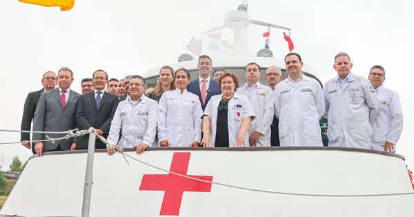 La Nación / Peña ordenó convertir yate presidencial en hospital para asistir a comunidades ribereñas